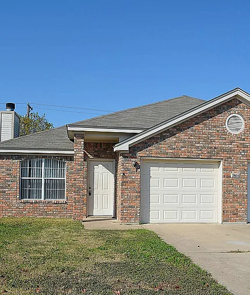 3805 Hitchrock Dr #A — Photo 1