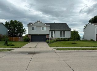 1507 Savannah Dr, Papillion, NE 68133