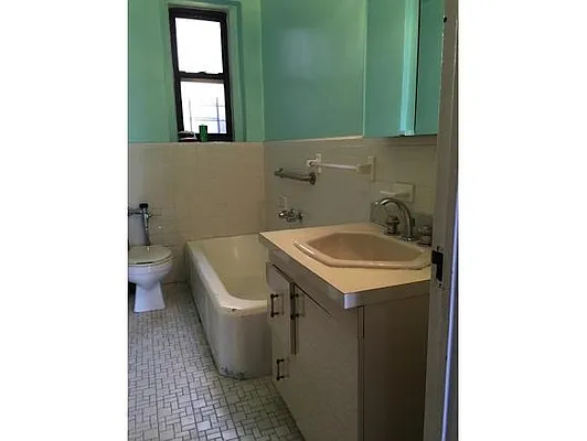 Sold by Keller Williams Realty Empire | media 33