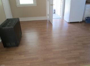 723 Michigan Ave APT 3, Adrian, MI 49221