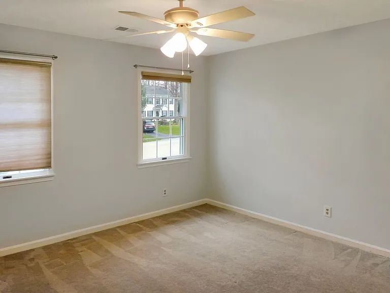 1332 Redwood Cir — Photo 18