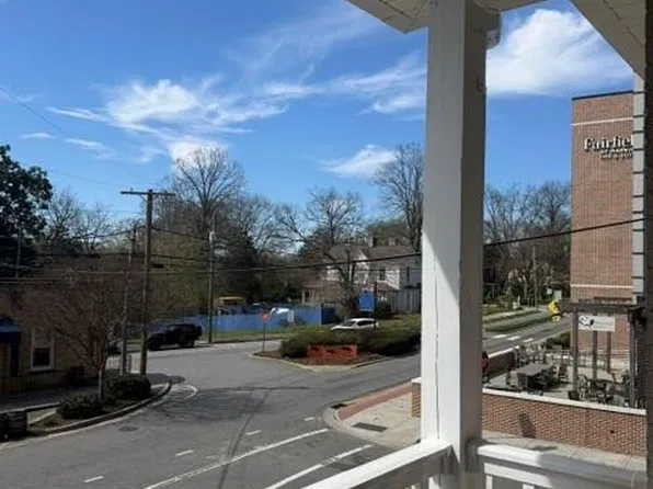 308 N Green St, Morganton, NC 28655
