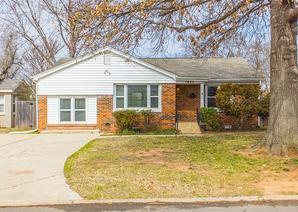 1st image of 1623 Andover Ct