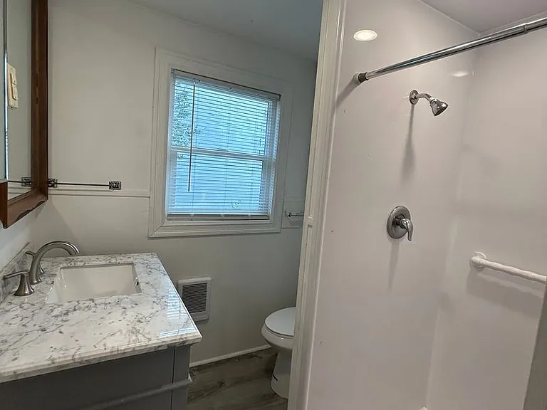 306 S 5th Ave — Photo 10