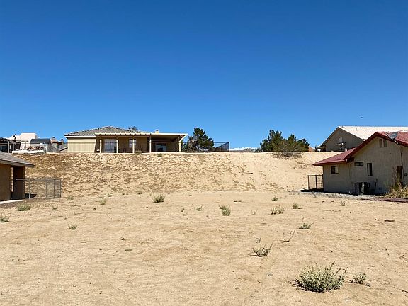 4th image of 26834 Corona Dr