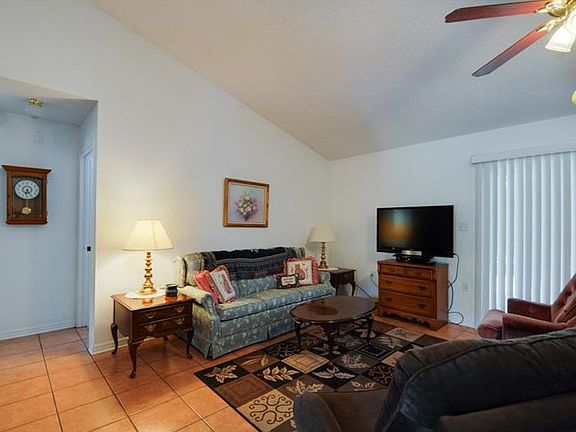 4th image of 3421 Courtland Blvd