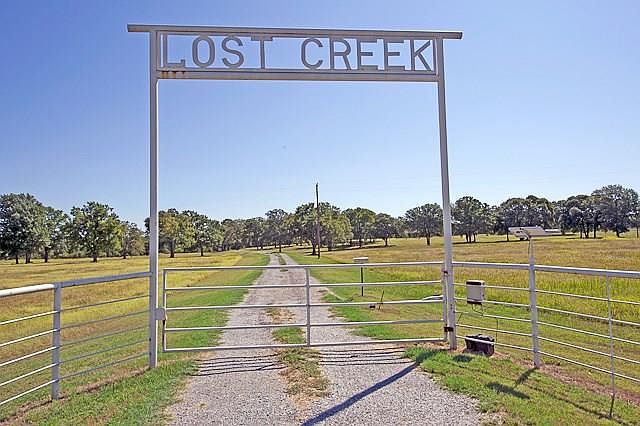 1st image of 5858 N Fm 1752