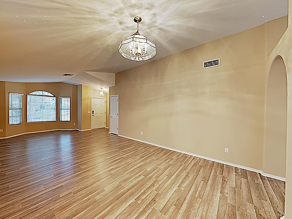 2nd image of 11103 N Divot Dr