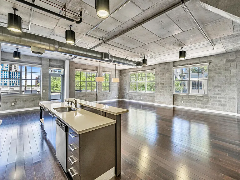 411 NW 1st Ave #202 — Photo 5