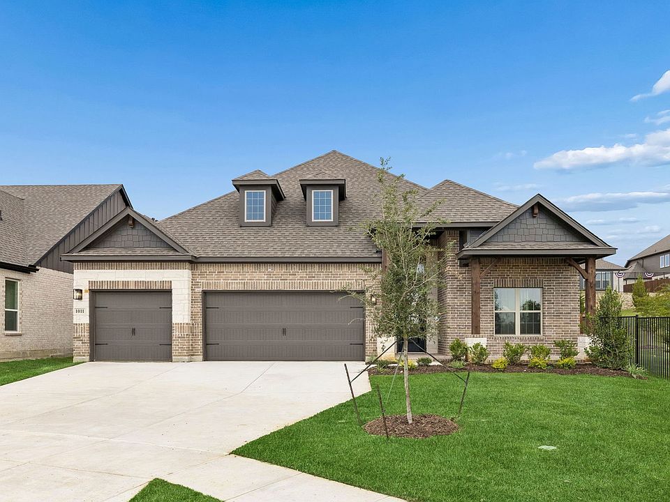 1st image of 1011 Blue Mist Ct