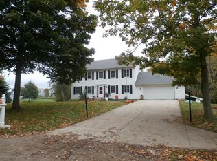 416 E Lockwood Rd, Coldwater, MI 49036