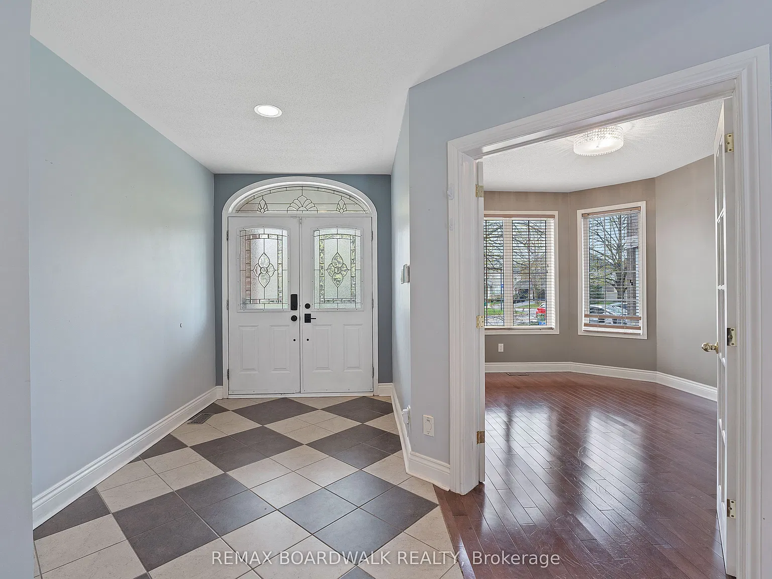 4 bed, $3,700 — Photo 4