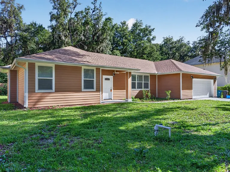 1012 Fruit Cove Rd — Photo 3