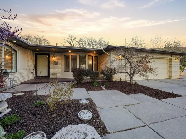 1109 E Sherwood Dr, Kaysville, UT 84037