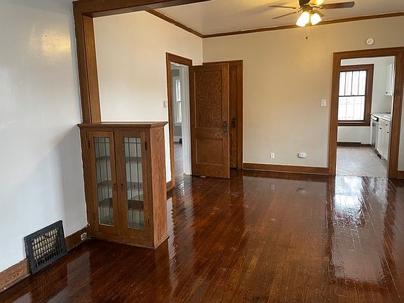 5th image of 620 Lindsey St