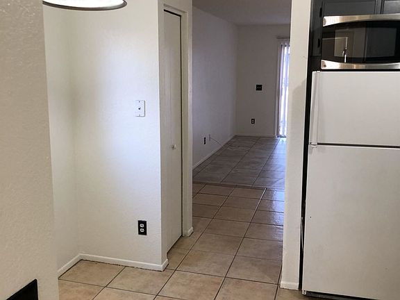 4th image of 2844 E Monte Cristo Ave APT 101