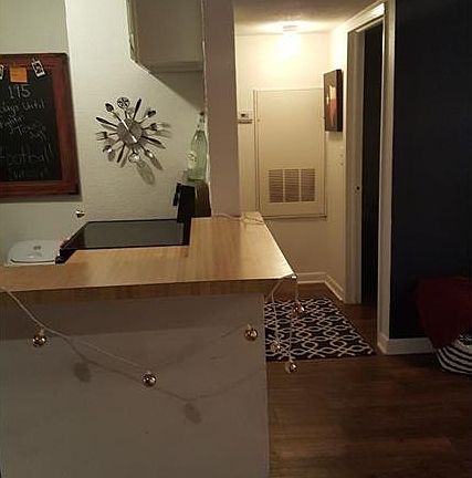 3rd image of 904 University Oaks #148