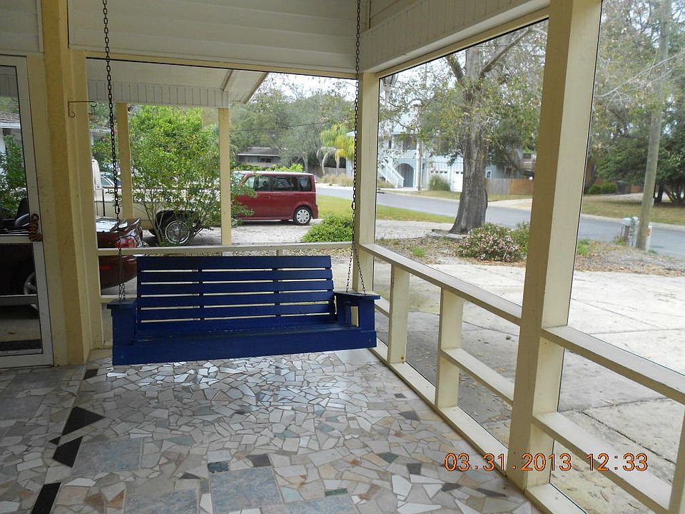 1st image of 399 Gardner Dr NE