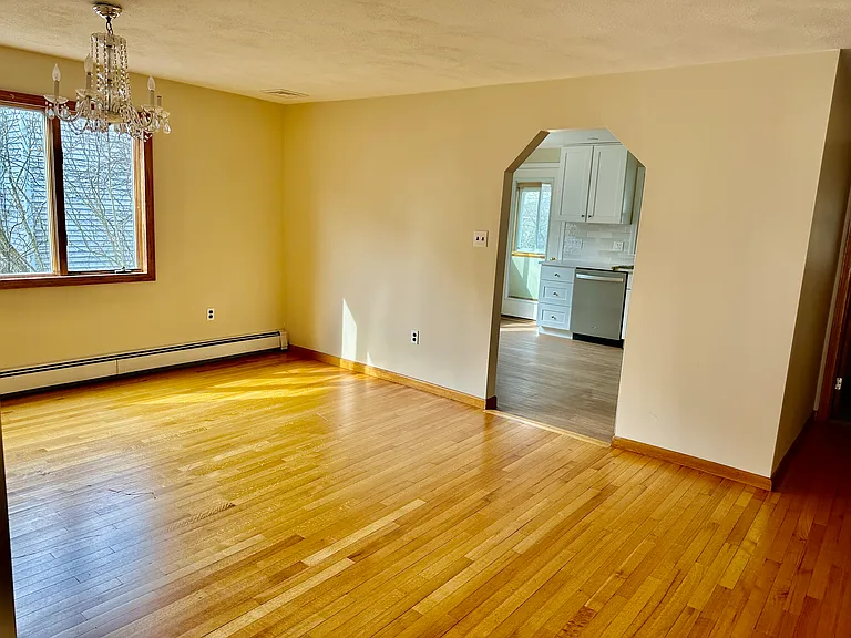 32 Forest St #A — Photo 3