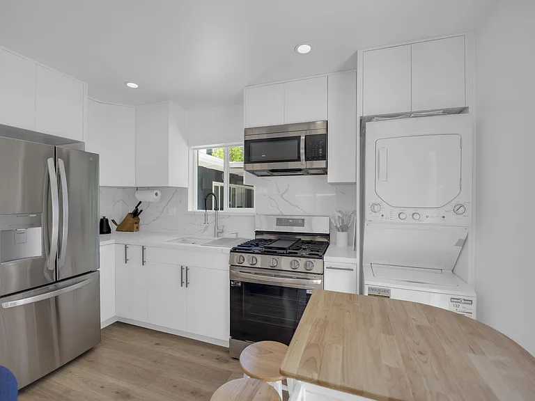 5733 Wilhelmina Ave — Photo 13