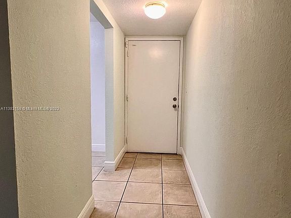 3rd image of 5201 Geneva Way APT 109