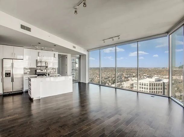 1st image of 321 Bowie St #100742-896