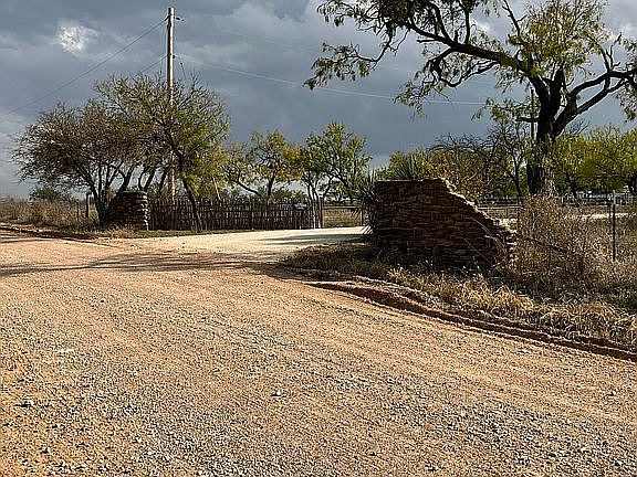 Entrance off County Road 302