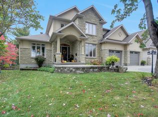 47 Shining Star Cir, Ottawa, ON K2S2B4