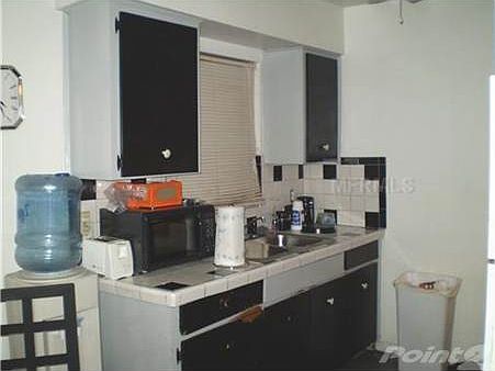5th image of 7015 Sandhurst Dr