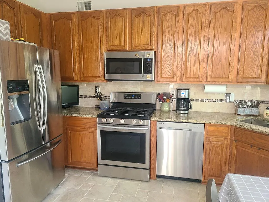 Loft Dr, Martinsville — Photo 3
