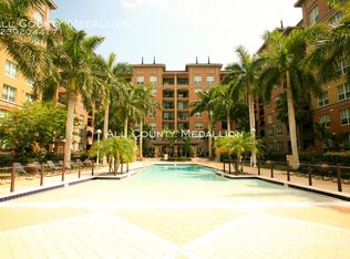 2825 Palm Beach Blvd APT 102, Fort Myers, FL 33916