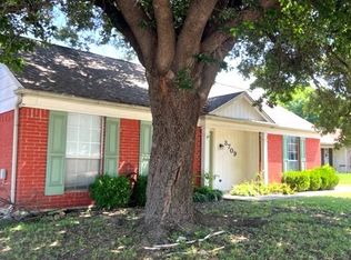 3709 Bigleaf Ln, Fort Worth, TX 76137
