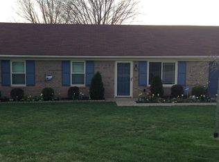 6605 Five Forks Dr, Pewee Valley, KY 40056