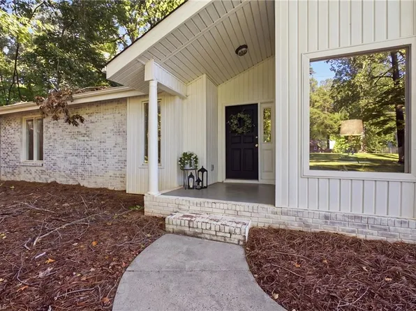 3255 Parrish Rd, Winston Salem, NC 27105