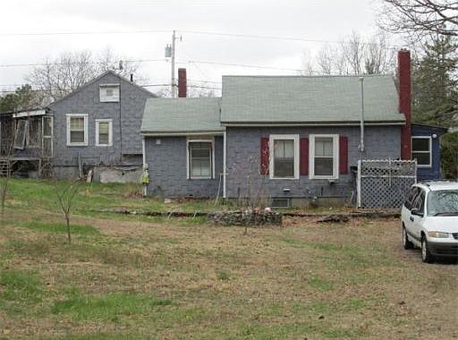 2nd image of 30 Grant St