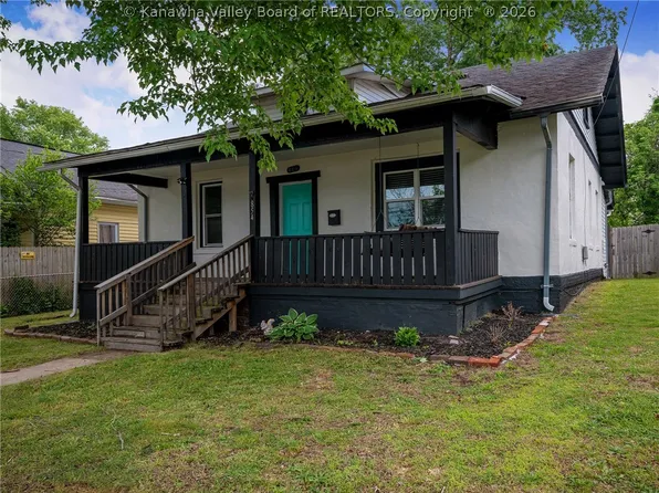854 Stover St, Saint Albans, WV 25177