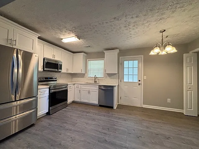 2 bed, 924 sqft, $1,300 — Photo 3