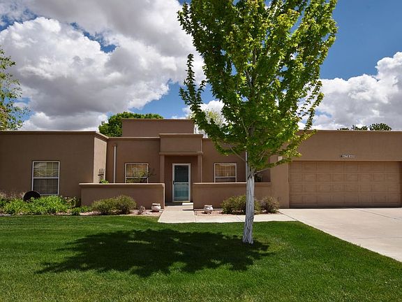 2nd image of 4704 Calle Mio Ave