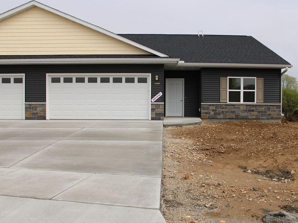 1st image of 1350 Kettle DRIVE Unit 1