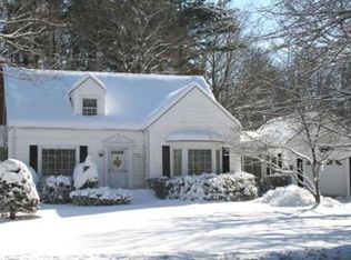 385 Main St, Lynnfield, MA 01940