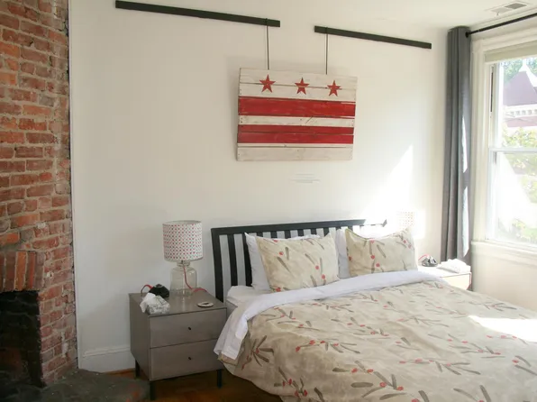 2137 N St NW #Ii, Washington, DC 20037