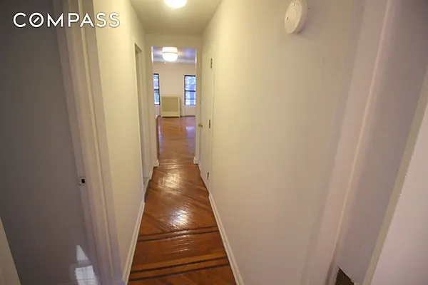 Rented by Compass | media 32