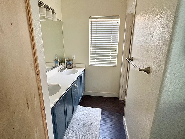 5567 Grand Prix Ct — Photo 11