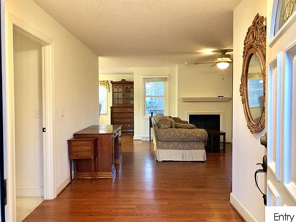 2nd image of 152 Finch Ct