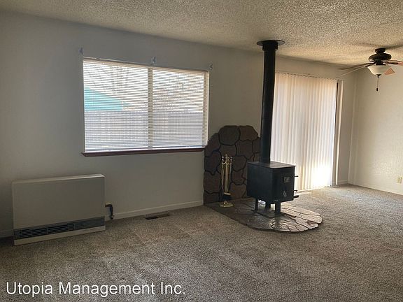 2nd image of 710-300 Lake Ave