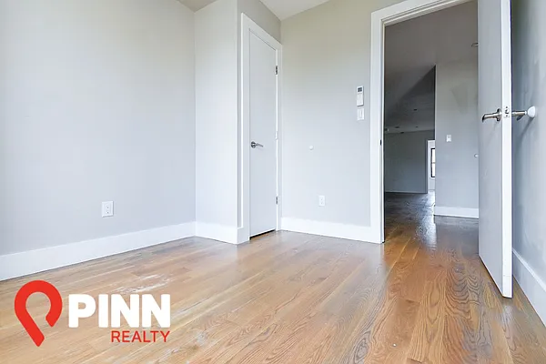 Rented by Pinn Realty | media 21