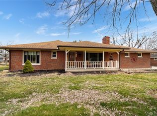 1890 N Belleview Dr, Bellbrook, OH 45305
