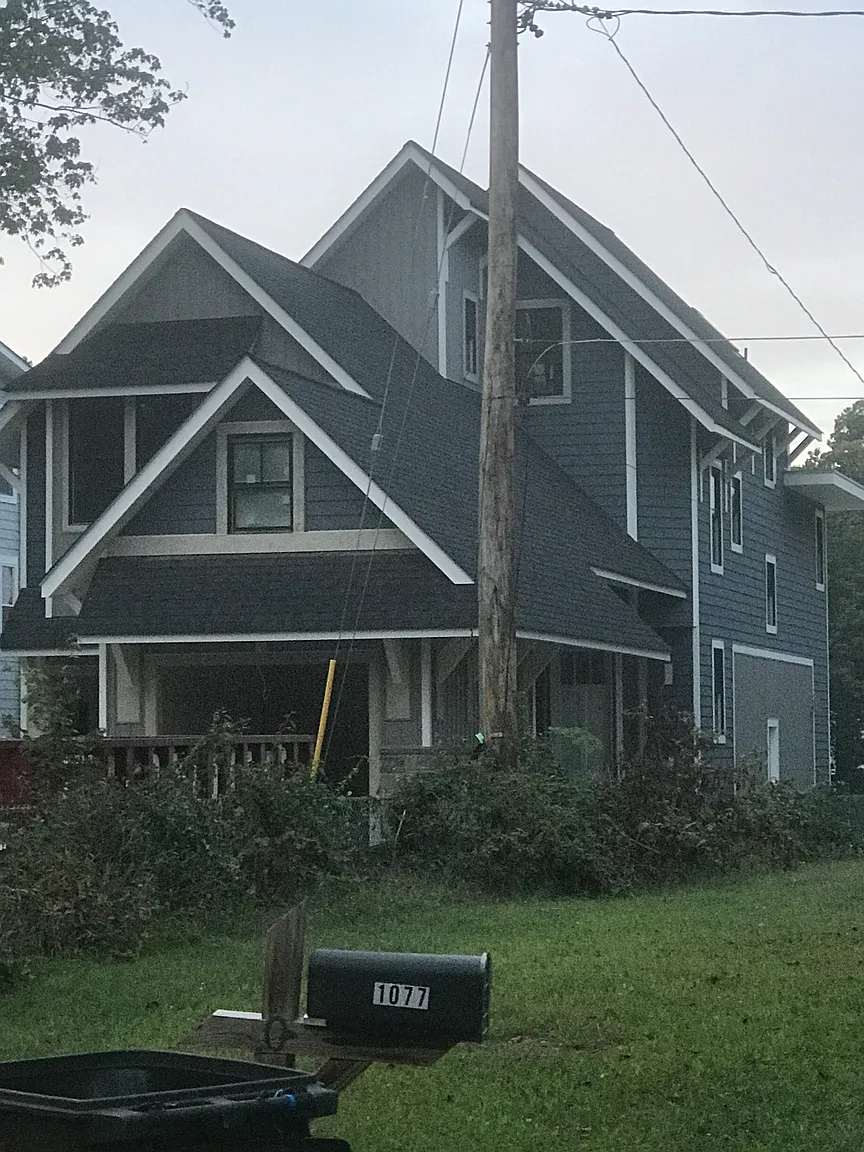 1071 Deep Creek Ave photo 1