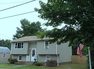 42 Lyall Ave, Warwick, RI 02889