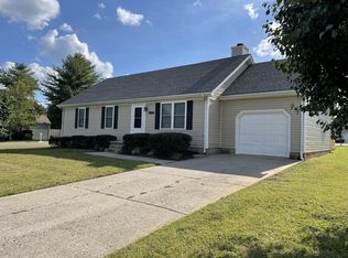 1215 Woods Edge Dr, Murfreesboro, TN 37130